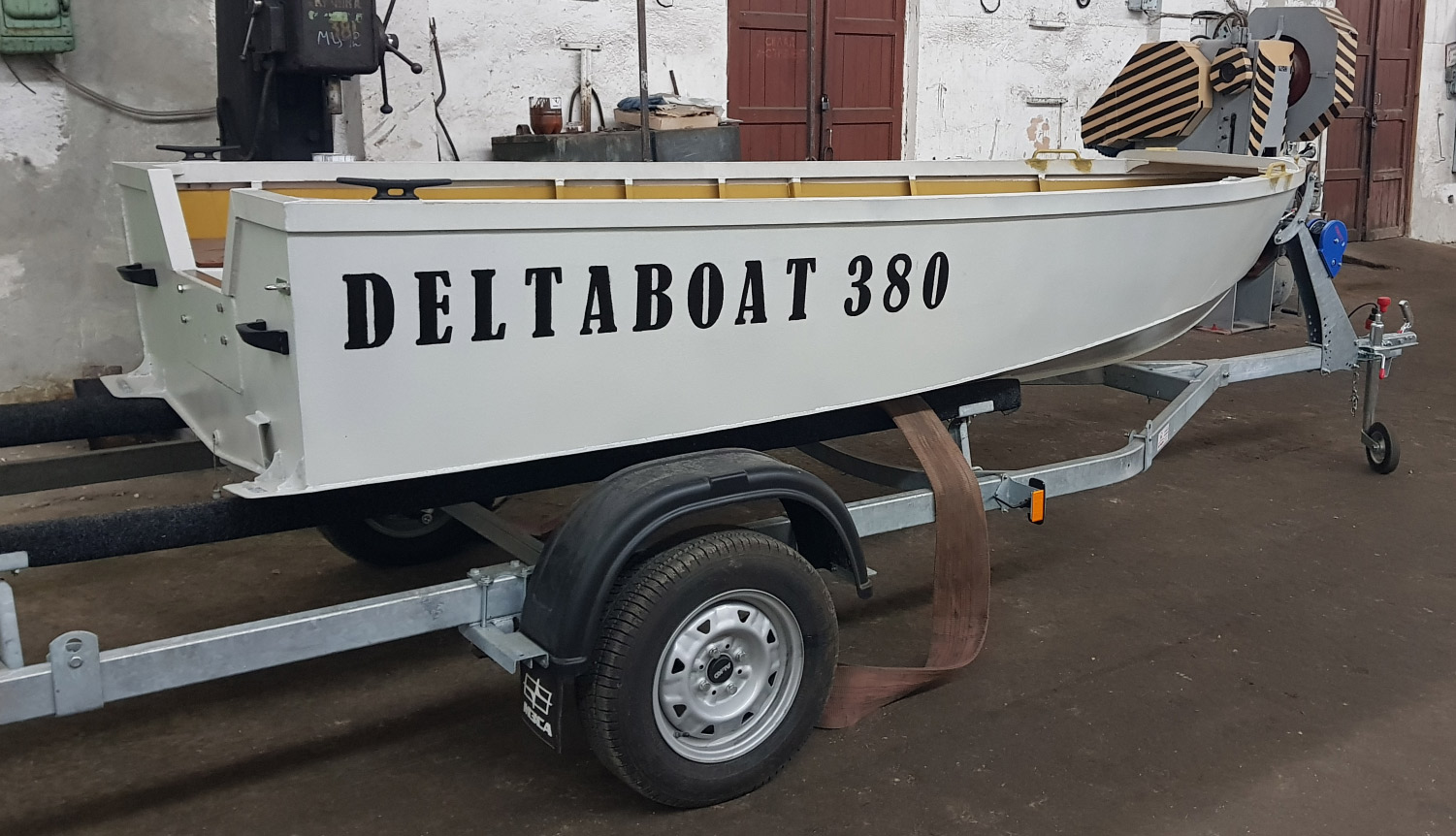 DELTA BOAT 380 купить в Крыму - цены, отзывы на ЛодкиПВХ82.рф